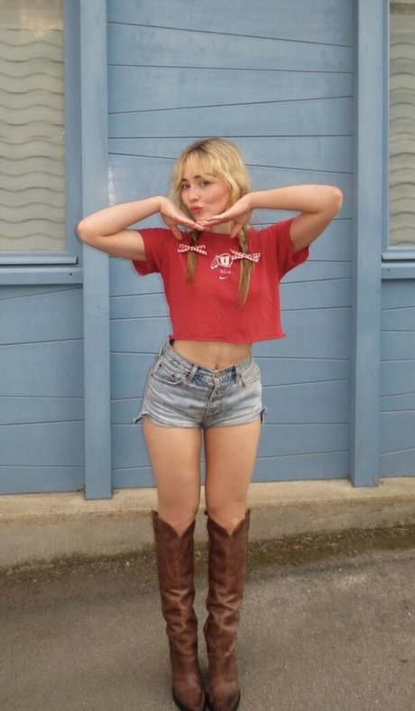 Sabrina Carpenter