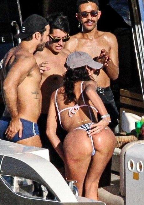 Bruna Marquezine