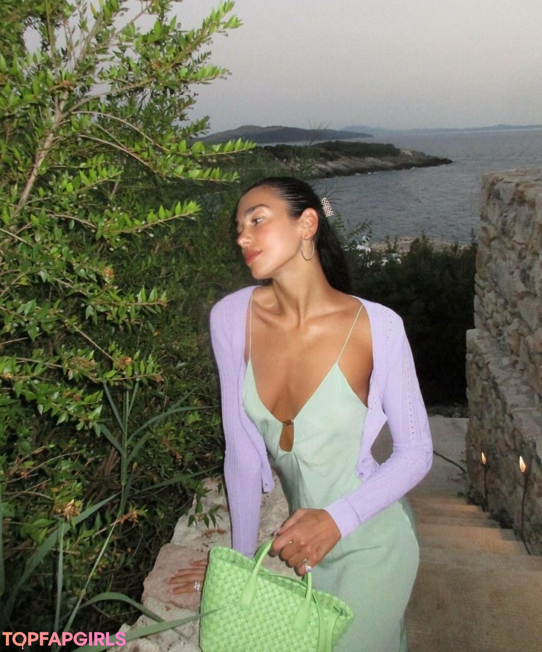 Foto di nudo di fuga di OnlyFans di Dua Lipa #1156