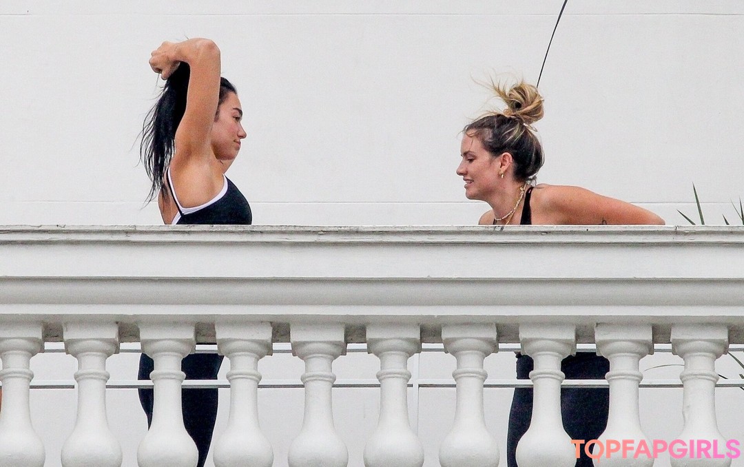 Foto di nudo di fuga di OnlyFans di Dua Lipa #1326