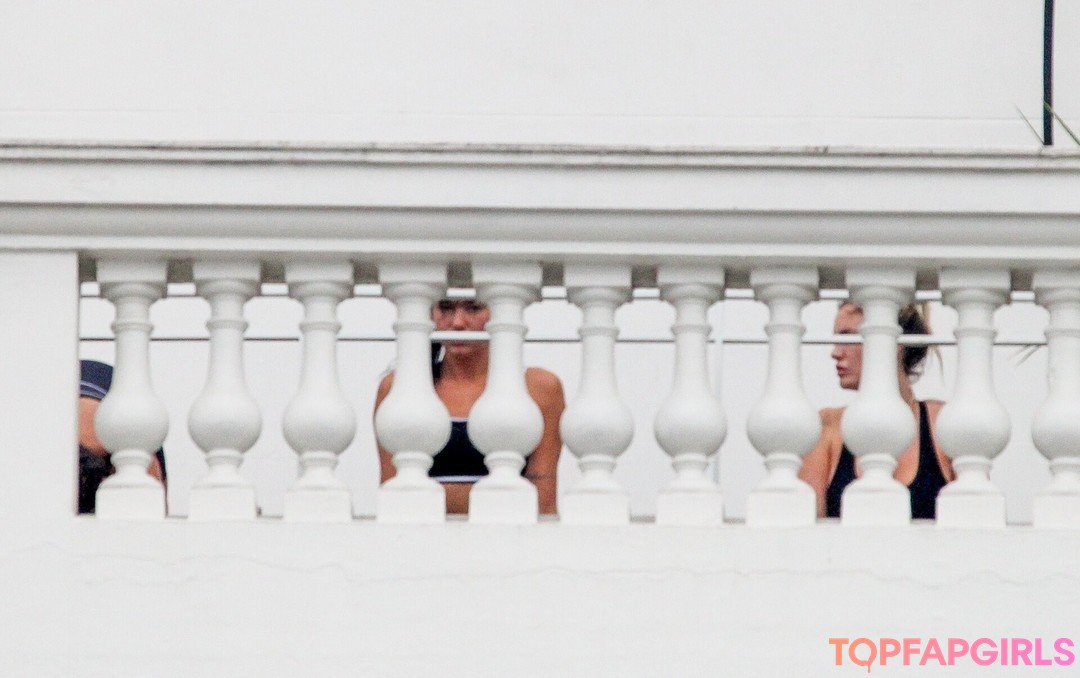 Foto di nudo di fuga di OnlyFans di Dua Lipa #1345