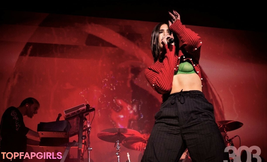 Foto di nudo di fuga di OnlyFans di Dua Lipa #1748