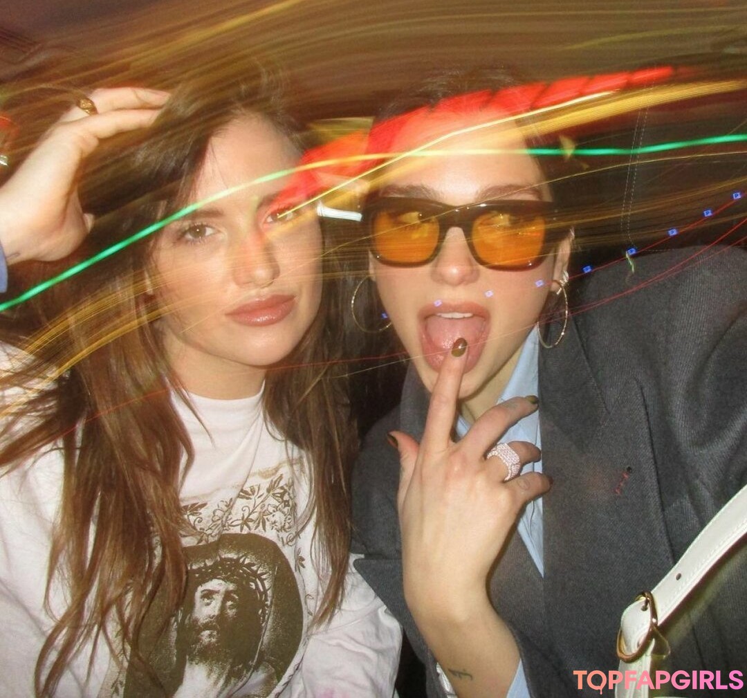 Foto di nudo di fuga di OnlyFans di Dua Lipa #1751