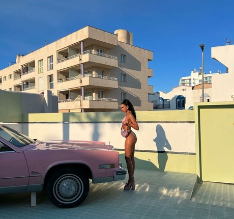 Foto di nudo di fuga di OnlyFans di Dua Lipa