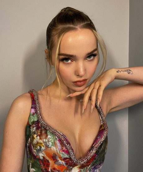 Dove Cameron