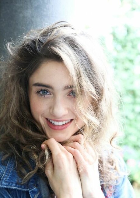 Natalia Dyer