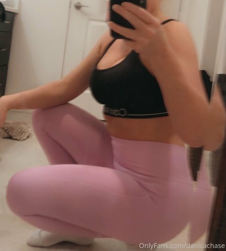 Foto di nudo di fuga di OnlyFans di Danicachase