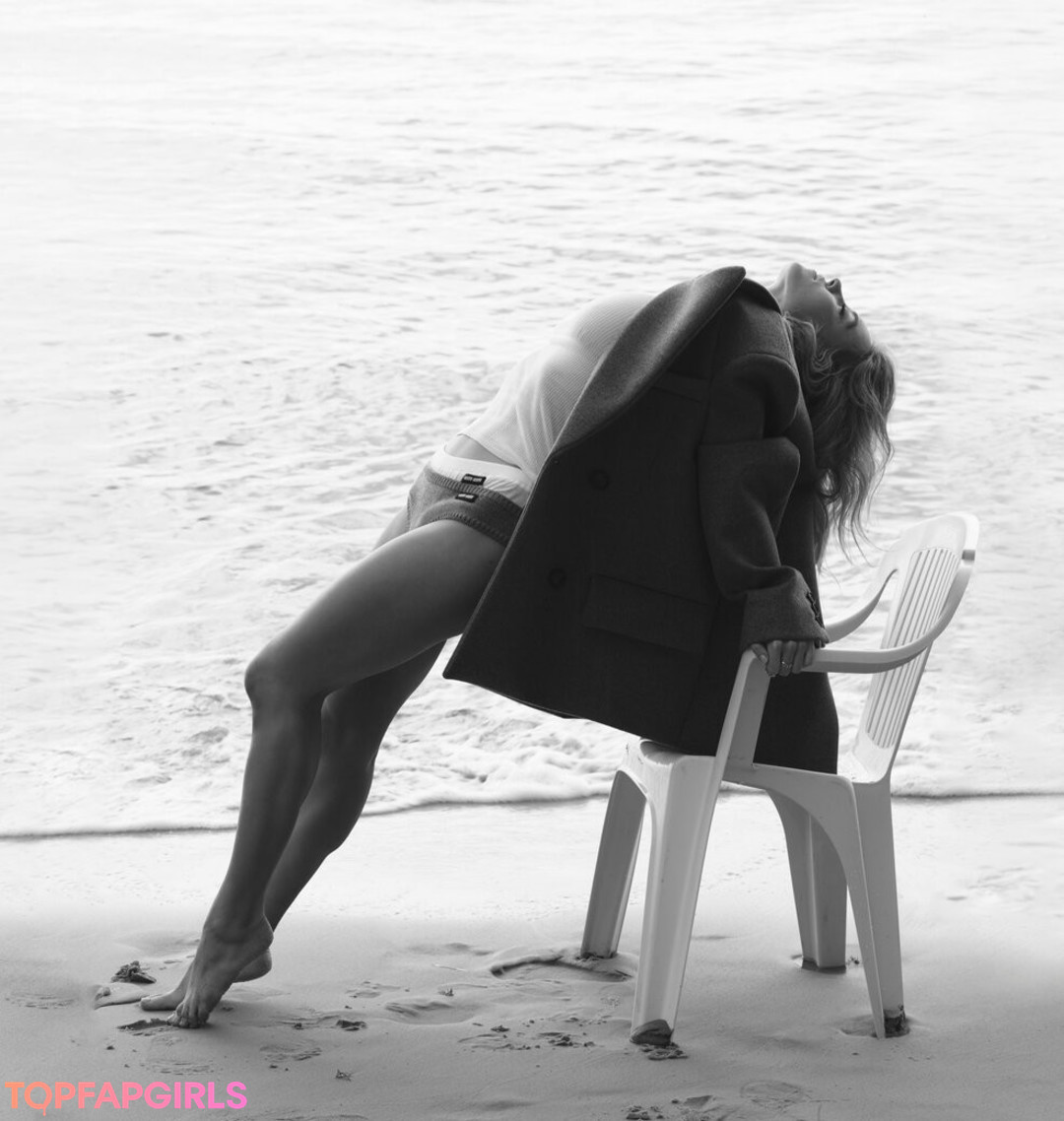 Foto di nudo di fuga di OnlyFans di Sydney Sweeney #2739 Foto di nudo di fuga di OnlyFans di Sydney Sweeney #2739