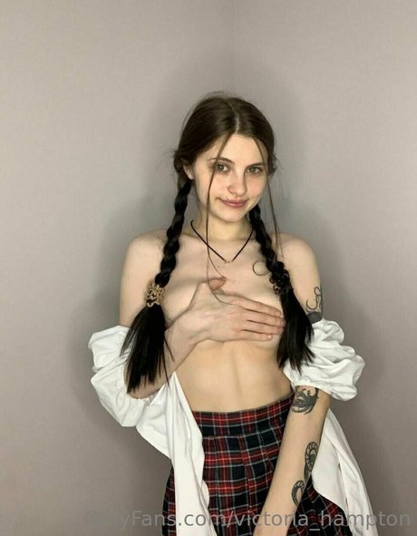 Victoria_hampton
