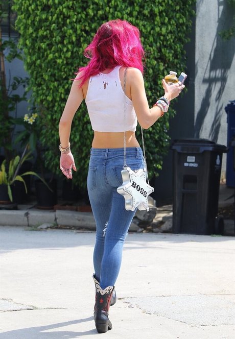 Bella Thorne