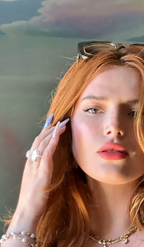 Bella Thorne