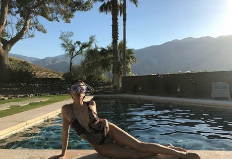 Foto di nudo di fuga di OnlyFans di Shelley Hennig