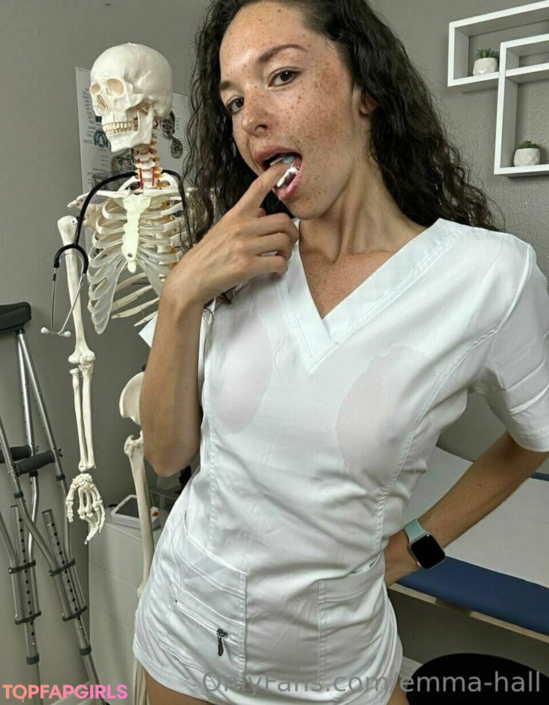 Foto di nudo di fuga di OnlyFans di Emma Hall #150 Foto di nudo di fuga di OnlyFans di Emma Hall #150