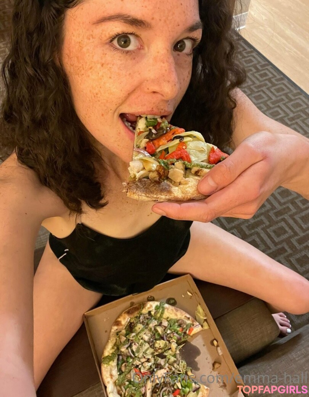 Foto di nudo di fuga di OnlyFans di Emma Hall #76 Foto di nudo di fuga di OnlyFans di Emma Hall #76