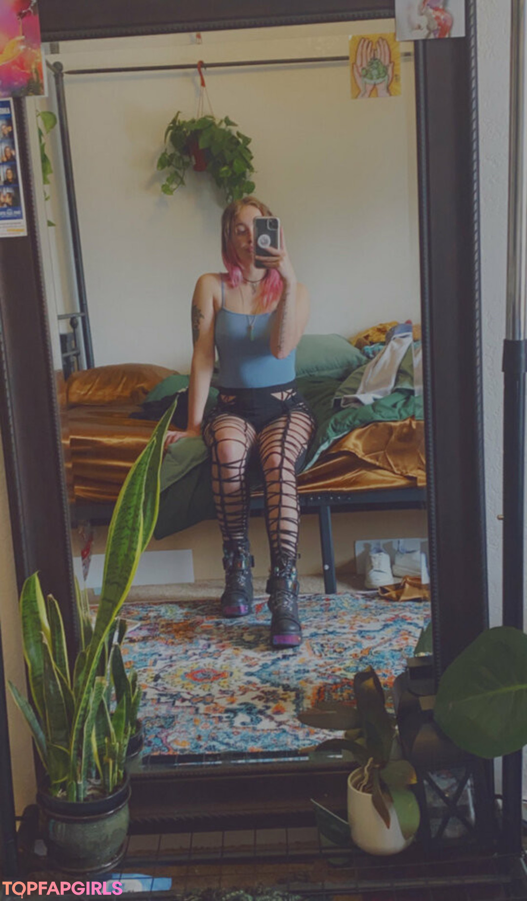 Foto di nudo di fuga di OnlyFans di Lavenderalien #83 Foto di nudo di fuga di OnlyFans di Lavenderalien #83