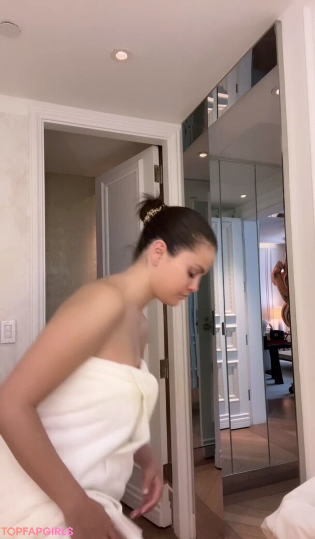 Foto di nudo di fuga di OnlyFans di Selena Gomez #1118