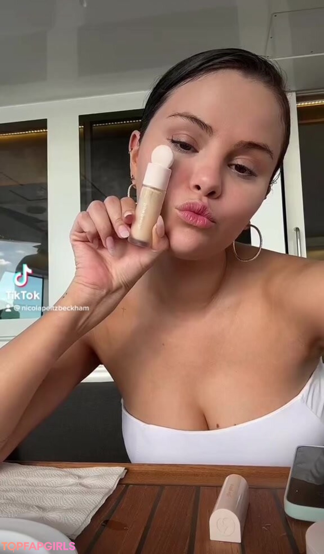 Foto di nudo di fuga di OnlyFans di Selena Gomez #1619