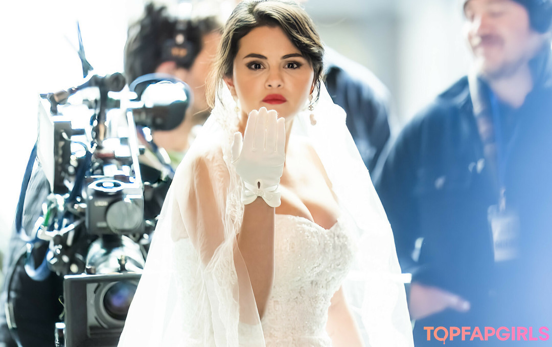 Foto di nudo di fuga di OnlyFans di Selena Gomez #1928