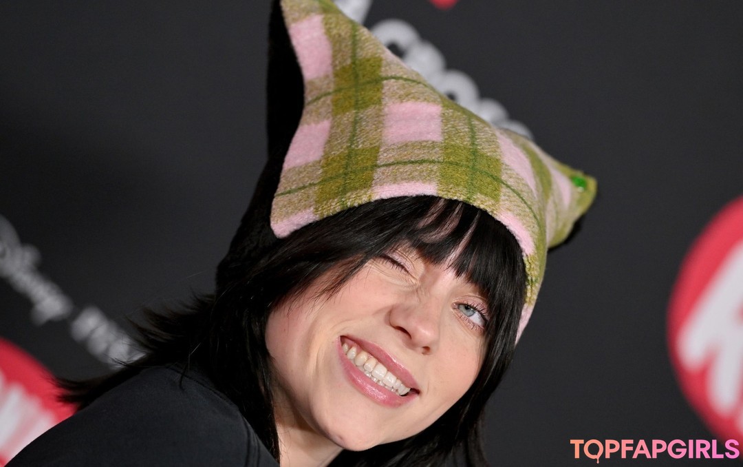 Foto di nudo di fuga di OnlyFans di Billie Eilish #142 Foto di nudo di fuga di OnlyFans di Billie Eilish #142