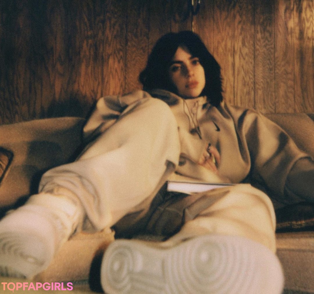 Foto di nudo di fuga di OnlyFans di Billie Eilish #195 Foto di nudo di fuga di OnlyFans di Billie Eilish #195