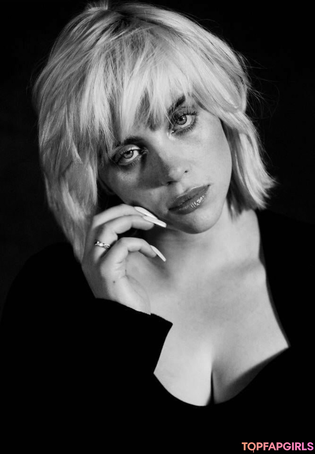 Foto di nudo di fuga di OnlyFans di Billie Eilish #556 Foto di nudo di fuga di OnlyFans di Billie Eilish #556