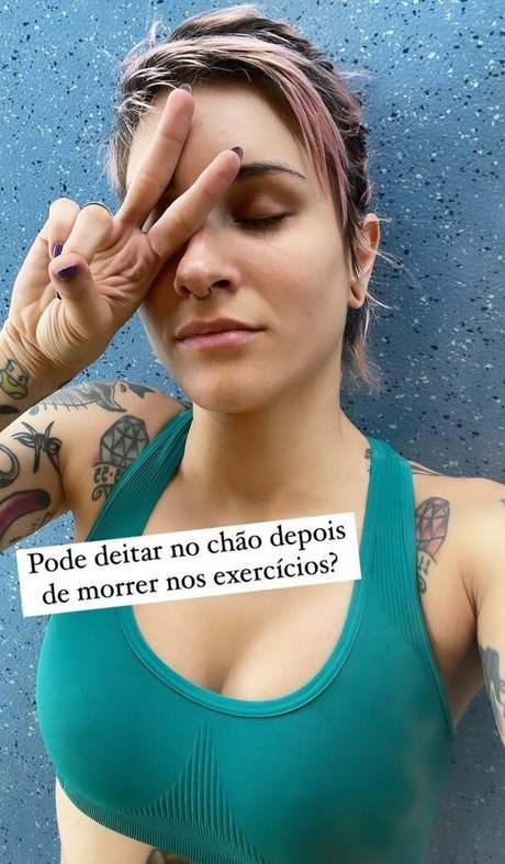 Mariana Ayres