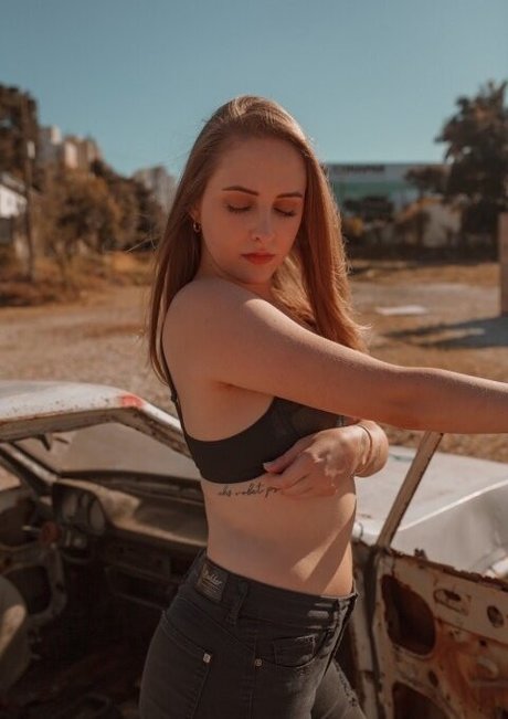 Foto di nudo di fuga di OnlyFans di Meninas De Curitiba