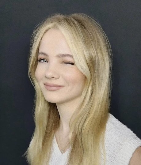 Freya Allan