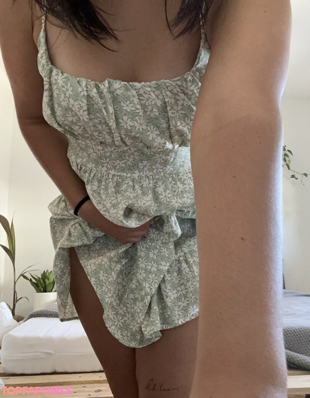 Foto di nudo di fuga di OnlyFans di Kleinenymphe #19 Foto di nudo di fuga di OnlyFans di Kleinenymphe #19