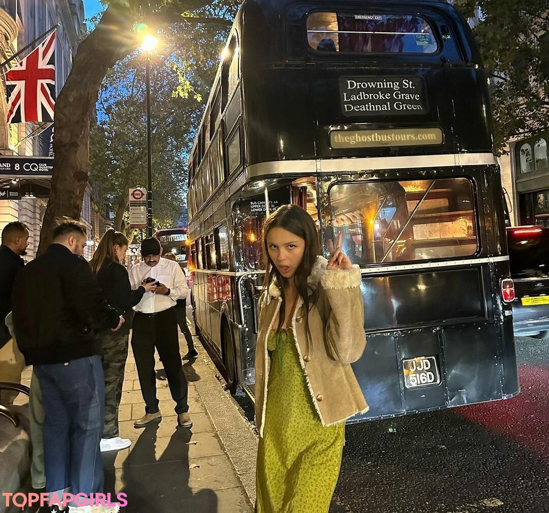 Foto di nudo di fuga di OnlyFans di Olivia Rodrigo #1390