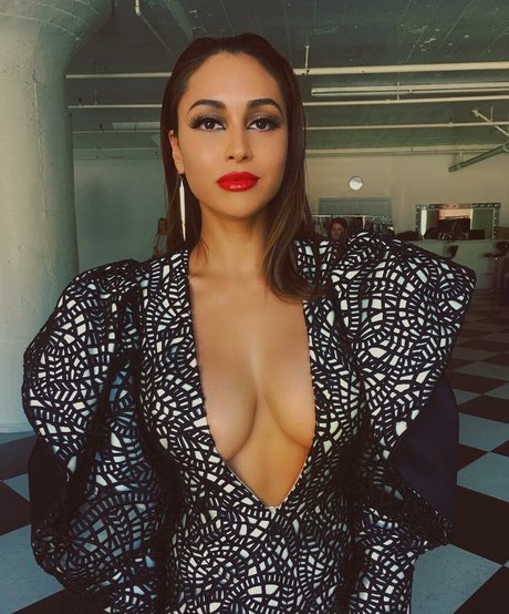 Foto di nudo di fuga di OnlyFans di Lindsey Morgan