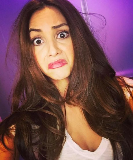 Lindsey Morgan
