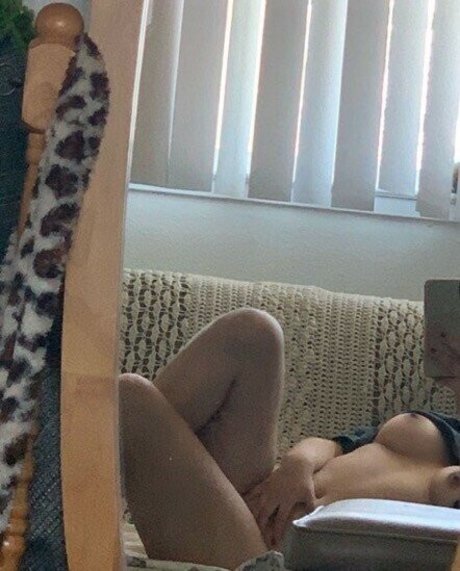 Foto di nudo di fuga di OnlyFans di Corbxnxx