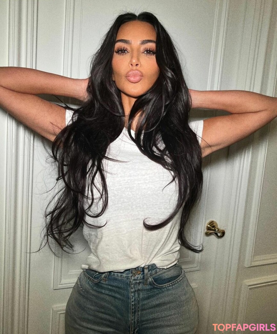 Foto di nudo di fuga di OnlyFans di Kim Kardashian #1274