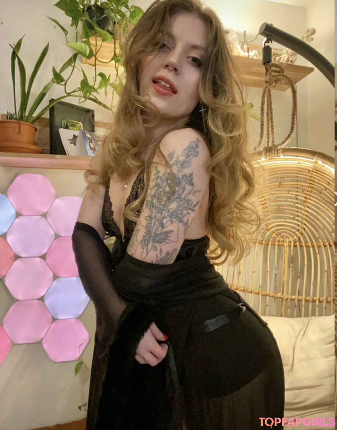Foto di nudo di fuga di OnlyFans di Missmousiemouse #90 Foto di nudo di fuga di OnlyFans di Missmousiemouse #90