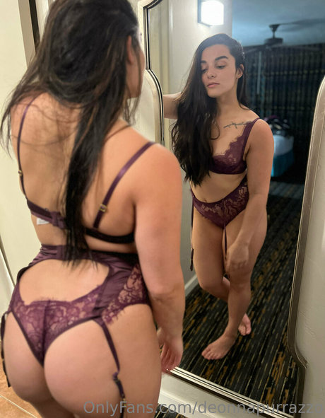 Foto di nudo di fuga di OnlyFans di Deonna Purrazzo