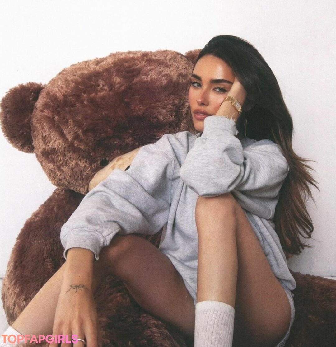 Foto di nudo di fuga di OnlyFans di Madison Beer #1085