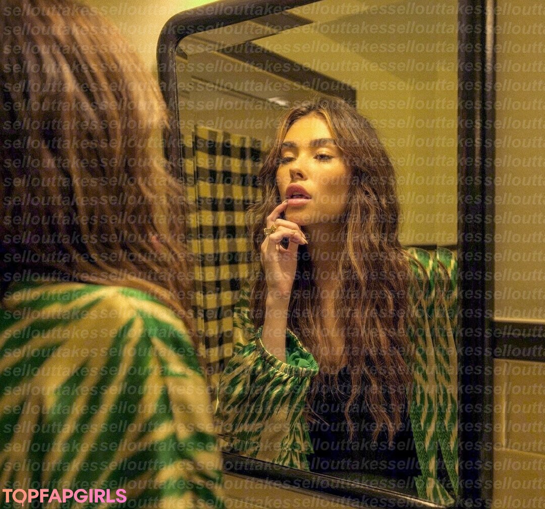 Foto di nudo di fuga di OnlyFans di Madison Beer #1177