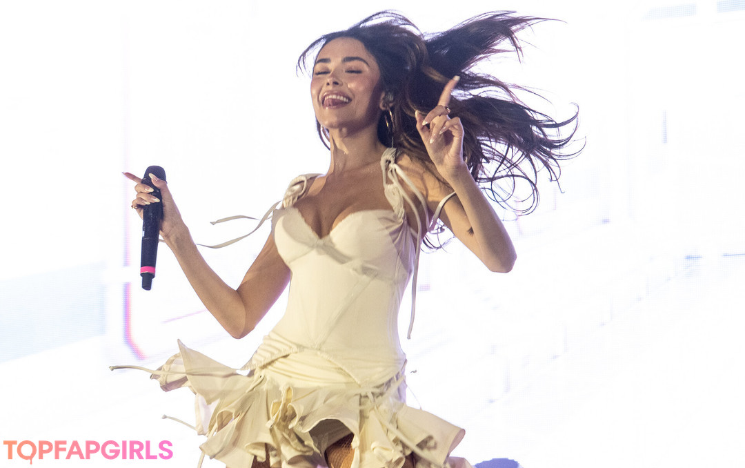 Foto di nudo di fuga di OnlyFans di Madison Beer #1211