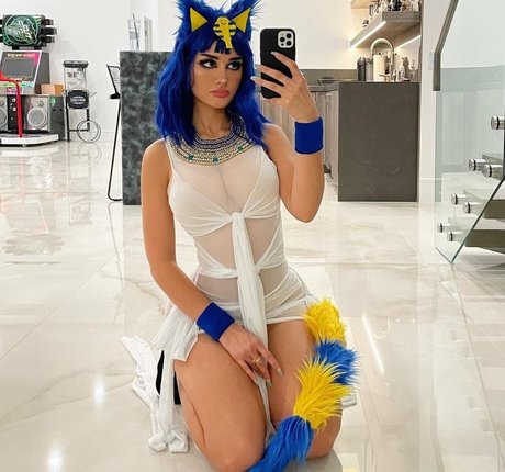Sssniperwolf Foto di nudo di fuga di OnlyFans di Sssniperwolf #45