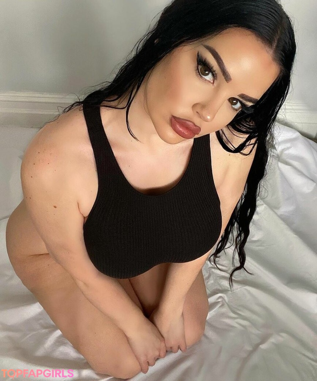 Foto di nudo di fuga di OnlyFans di Elizabeth Georgina #9 Foto di nudo di fuga di OnlyFans di Elizabeth Georgina #9
