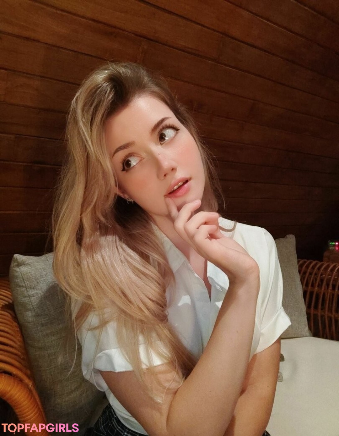 Foto di nudo di fuga di OnlyFans di Anastasia Komori #450 Foto di nudo di fuga di OnlyFans di Anastasia Komori #450