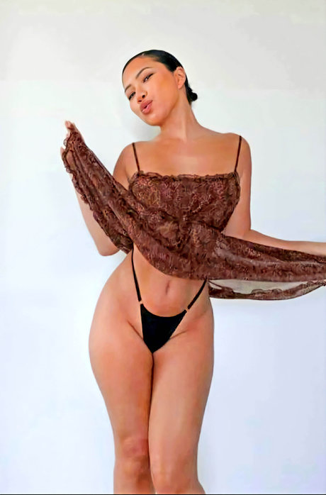 Julia Kelly