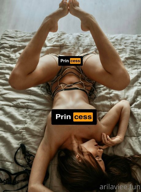 Foto di nudo di fuga di OnlyFans di Arilavieefree