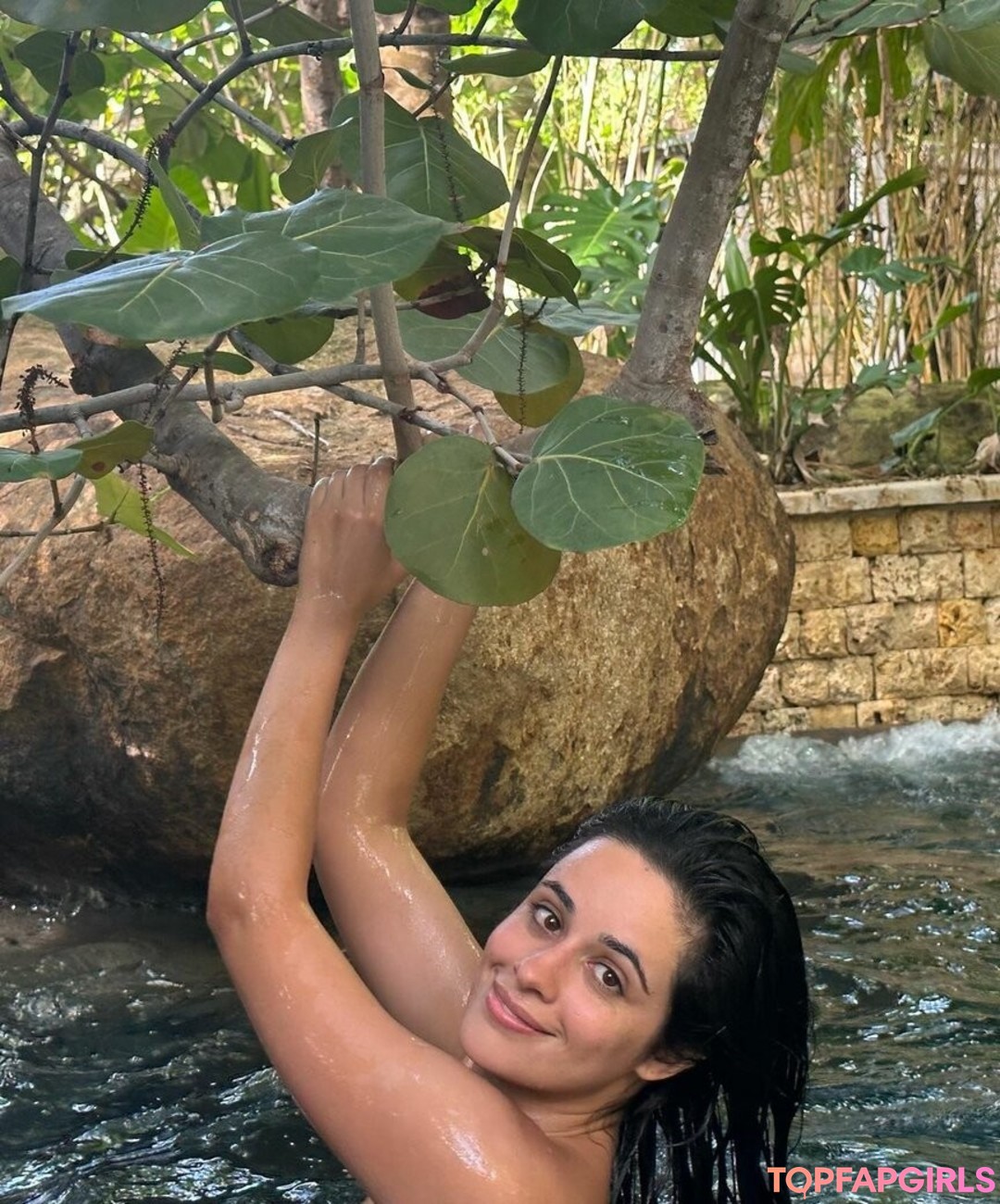 Foto di nudo di fuga di OnlyFans di Camila Cabello #1439