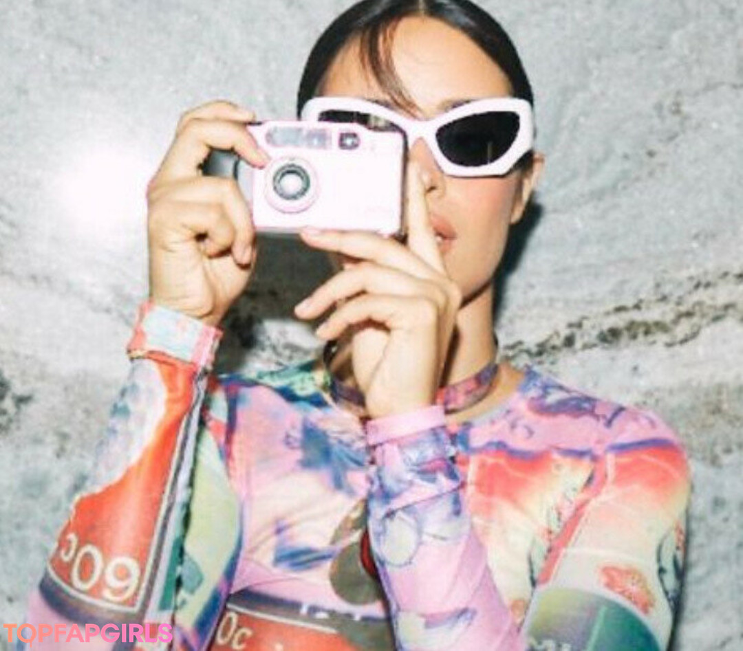 Foto di nudo di fuga di OnlyFans di Camila Cabello #1513