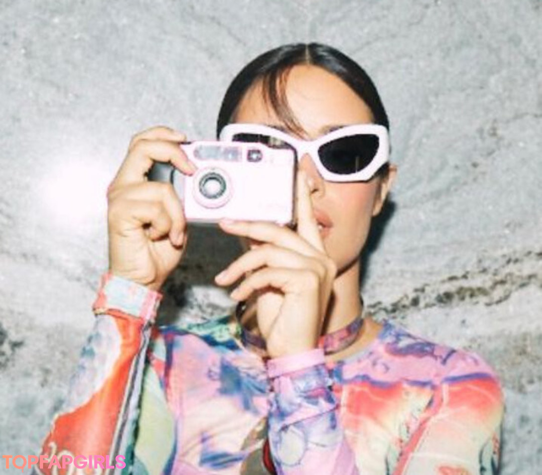 Foto di nudo di fuga di OnlyFans di Camila Cabello #1514