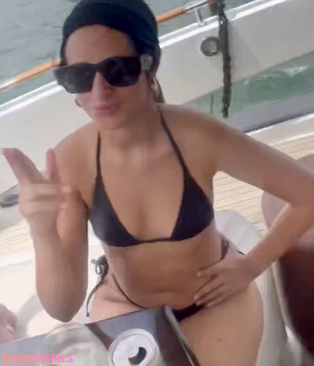 Foto di nudo di fuga di OnlyFans di Camila Cabello #1580