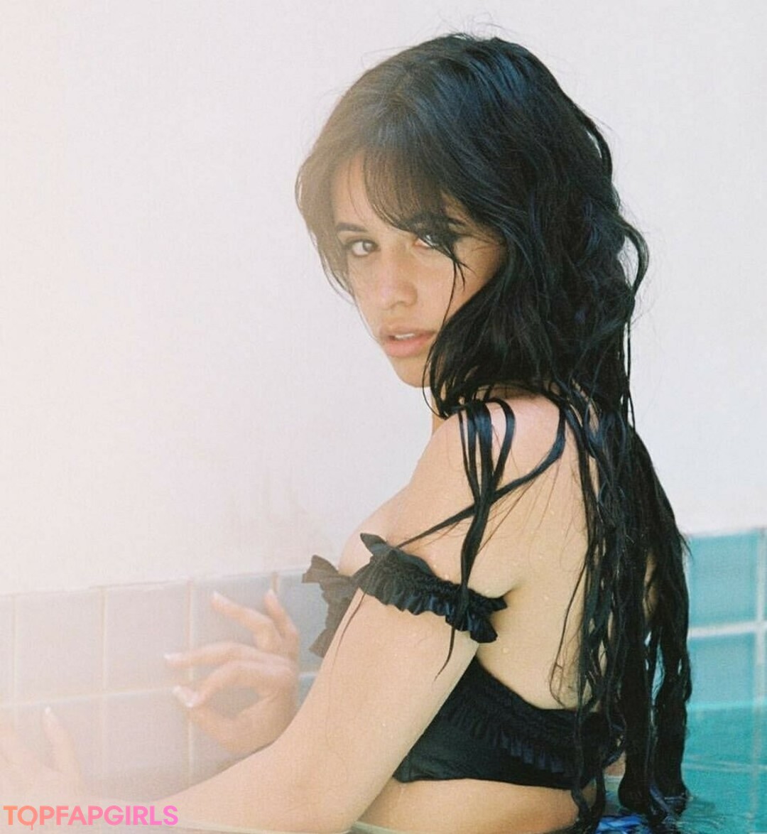 Foto di nudo di fuga di OnlyFans di Camila Cabello #563 Foto di nudo di fuga di OnlyFans di Camila Cabello #563
