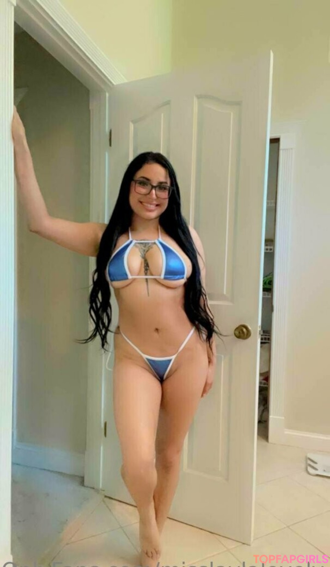 Foto di nudo di fuga di OnlyFans di Misslaylalovely #385 Foto di nudo di fuga di OnlyFans di Misslaylalovely #385